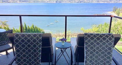 The Roost at Villa Magnolia Guest House: Beautiful Couples Getaway