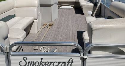 Paradise View rannan edessä Elk Lake Home - Pontoon mukana - veneen lippa saatavilla