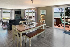 Televisión, libros y estéreo