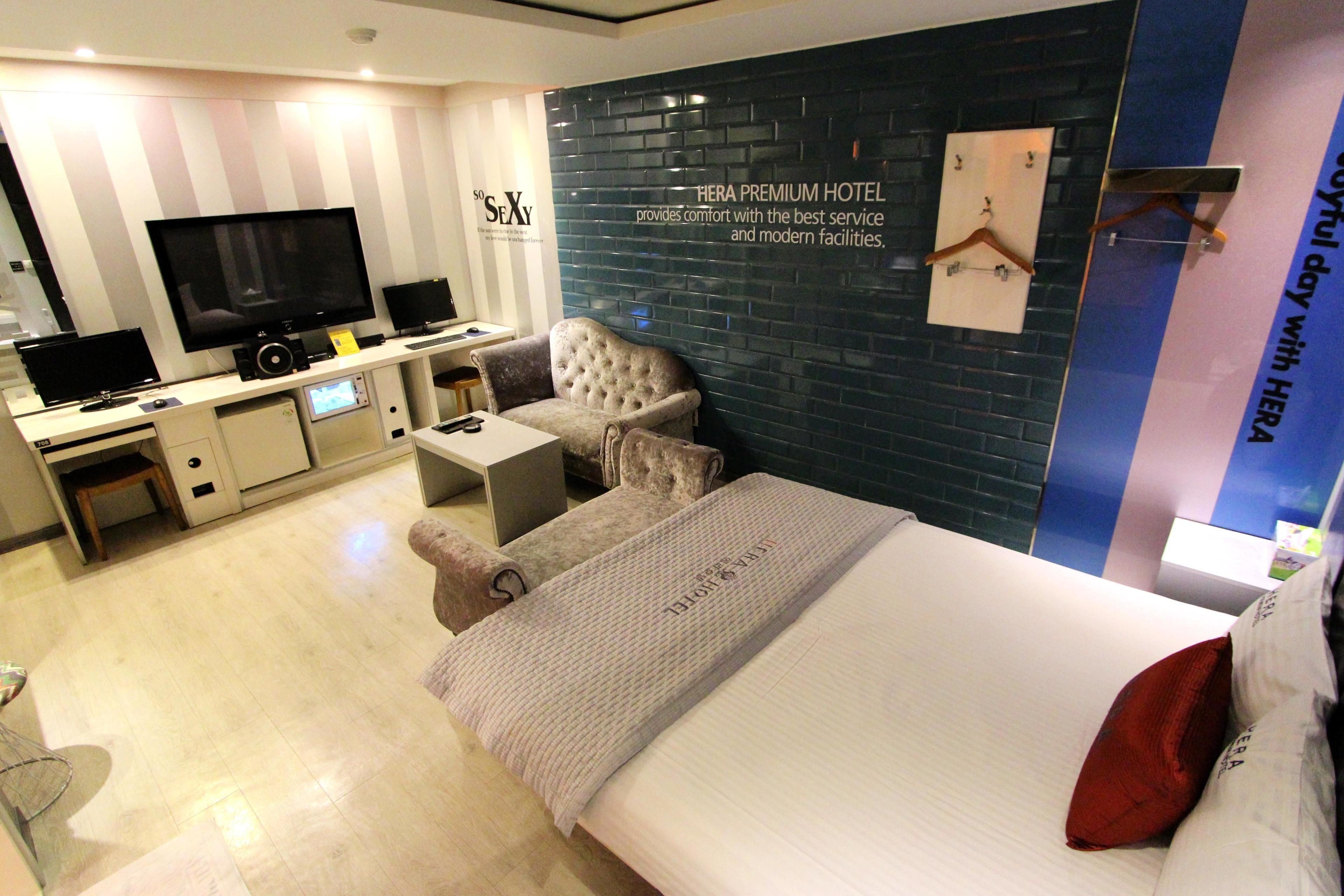 deluxe double room | 1 bedroom, blackout curtains, soundproofing, iron/ironing board