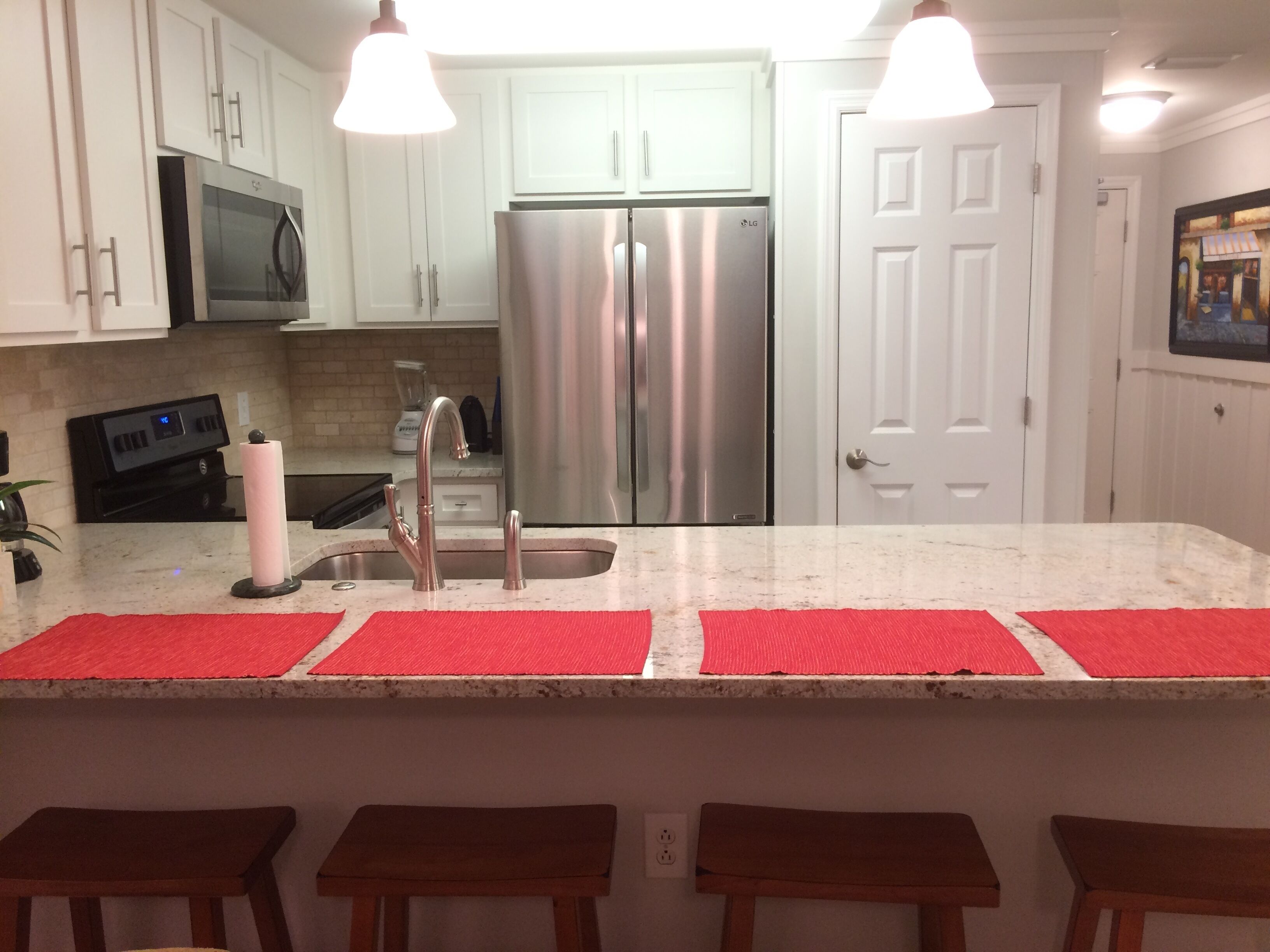 GULF Front,  LARGE Balcony,  MASTER Bedroom Gulf Front