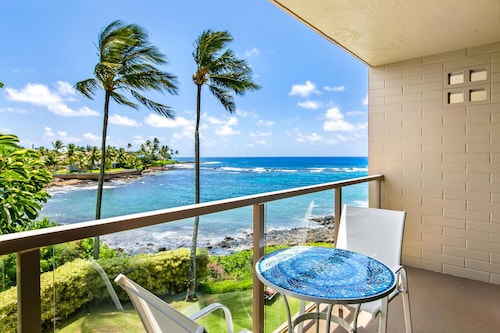 A Beautiful Condo at the Waters Edge with a Great View