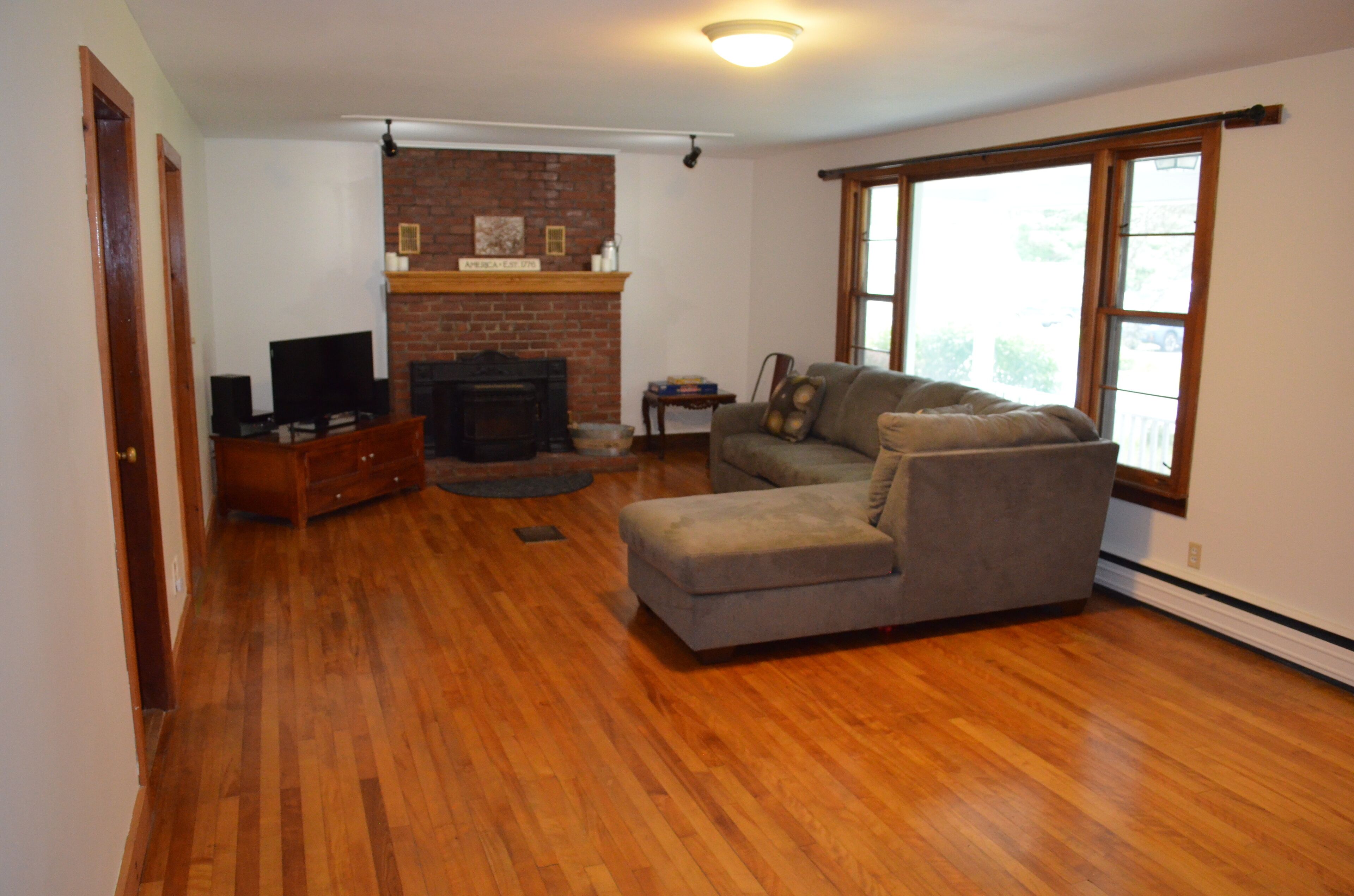 Private Ludlow Village Home - 2 Miles from Okemo Base W/Access To Okemo Shuttle
