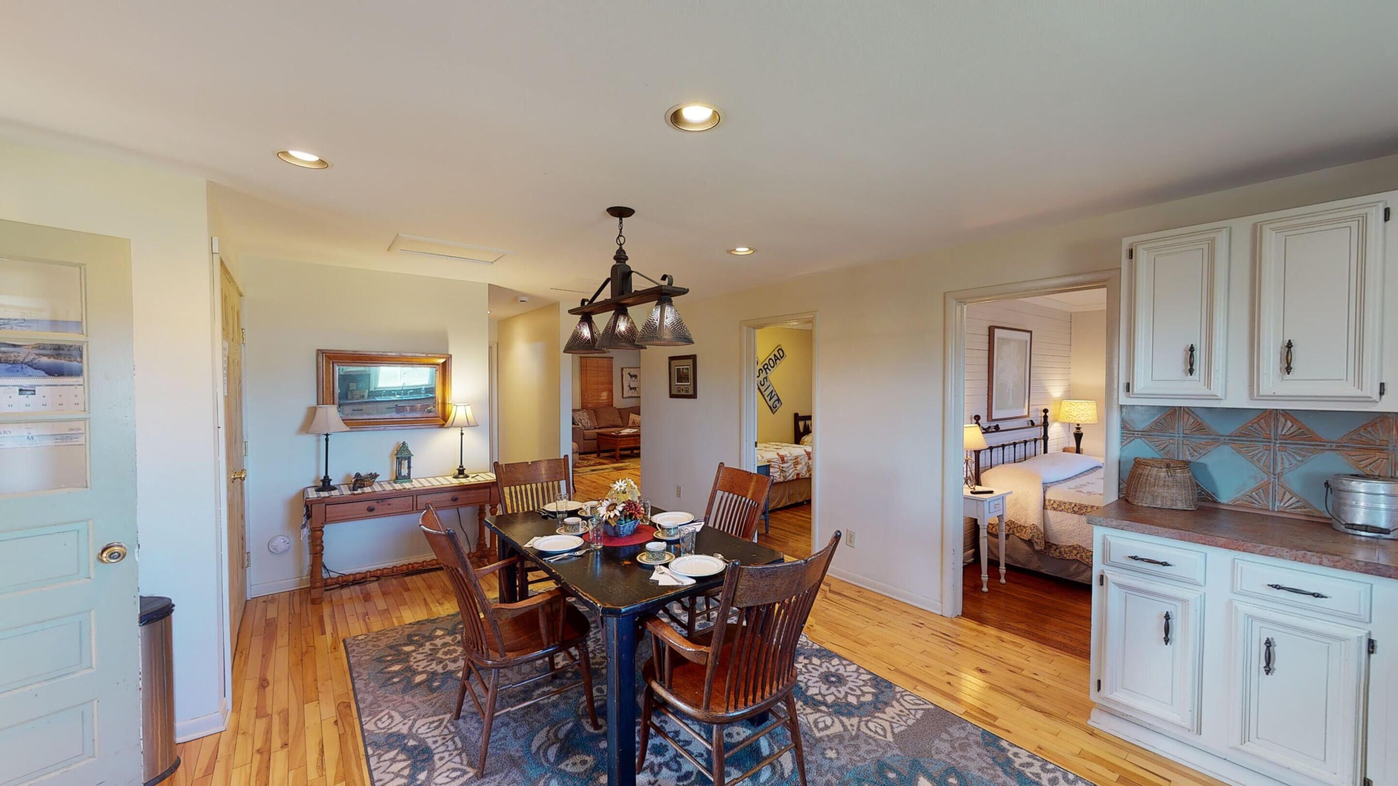 Fabulous Lodge w/ Breathtaking Views in HH & WNF