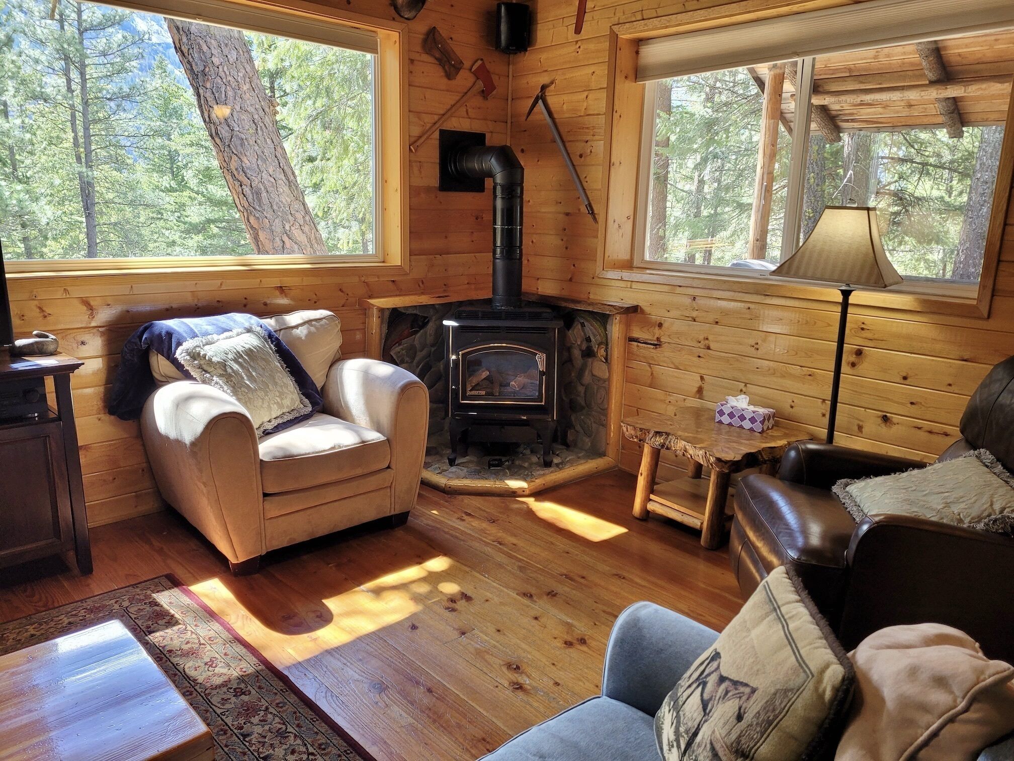 Fawn Creek Hideaway-Dog Friendly, Close to Mazama!