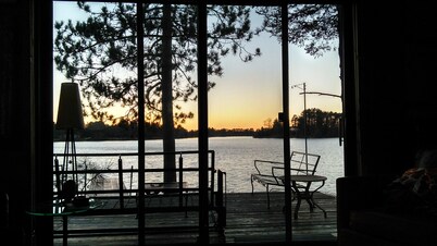 Hayward Lakefront - Gorgeous Cabin, Four Seasons of Fun for up to 21 guests