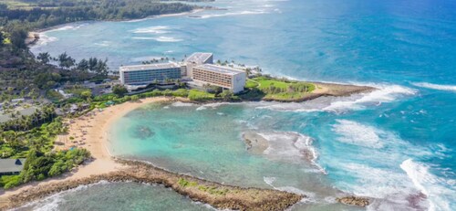 'Aloha!' Just Updated, 2026, Near Beach, Sun Deck!! STR Permit # 2210-CCH-0039