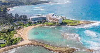 'Aloha!' Just Updated, 2026, Near Beach, Sun Deck!! STR Permit # 2210-CCH-0039