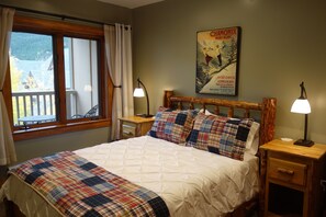 2 makuuhuonetta, silitysrauta/-lauta, vauvan matkasänky, ilmainen Wi-Fi