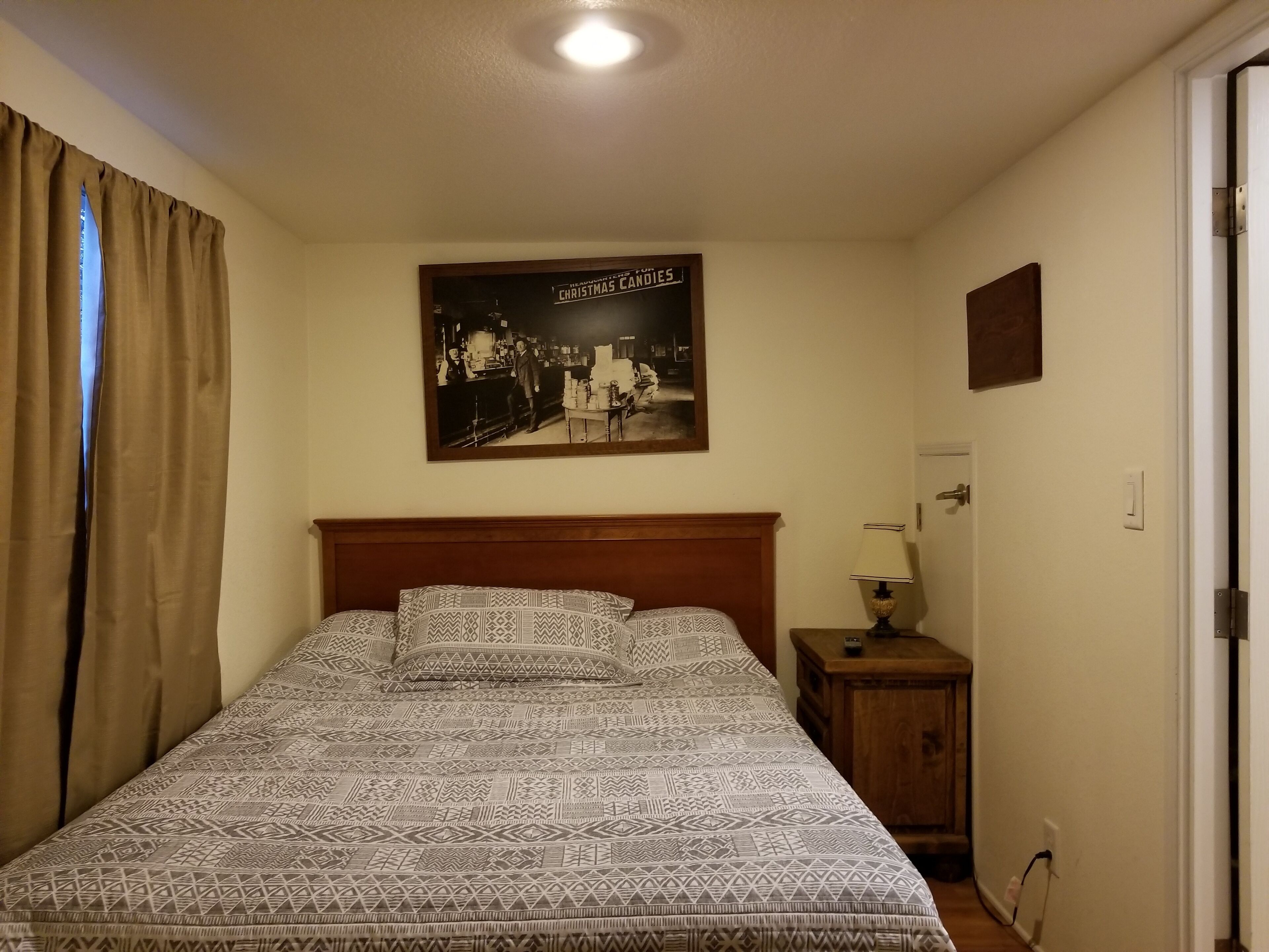 The Pecan Cabin at Mendelbaum Winery Guest Cabins