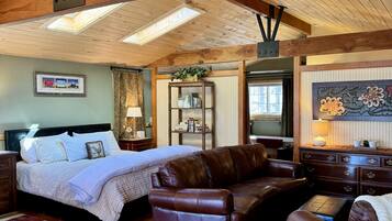 Bureau, fer et planche Ă repasser, lit parapluie, Wi-Fi gratuit