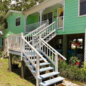 Exterior - The Edgewater ~ New Dock ~ Spectacular Sunrises ~ Lots of Wildlife ~ Waterfront
 (Cedar Key)