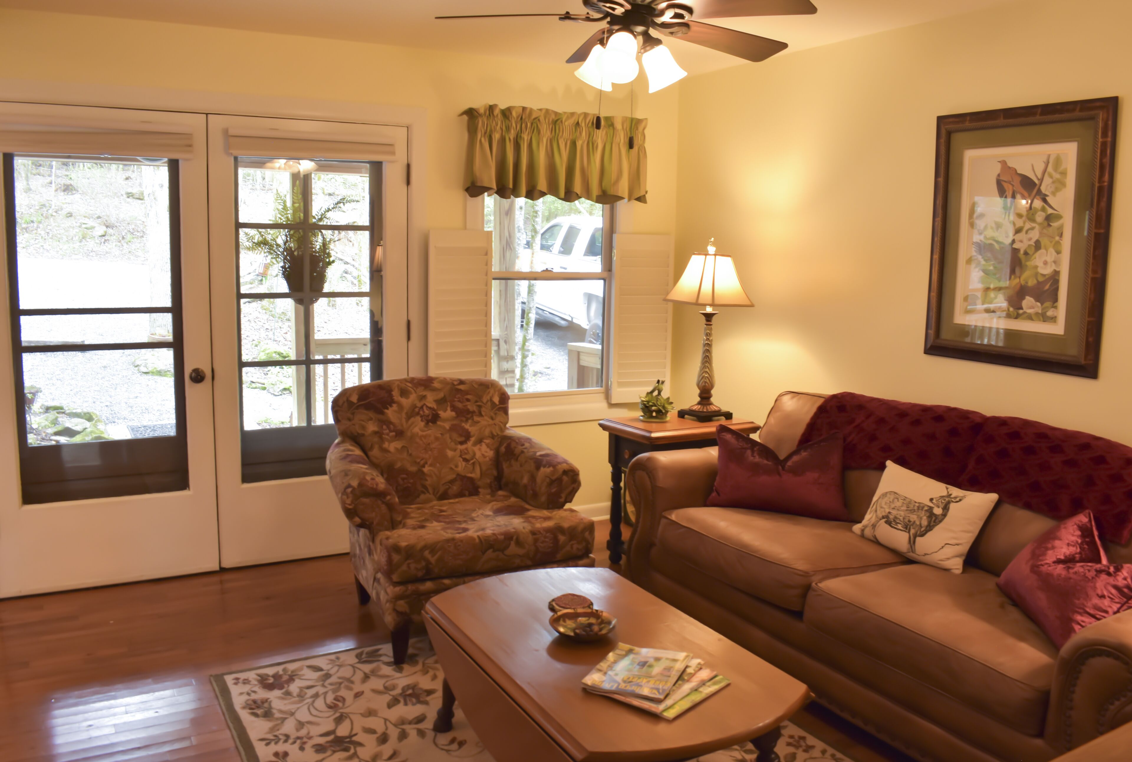 A Hiker's Paradise  Private Cabin on Small, Rushing Stream Near A/T-