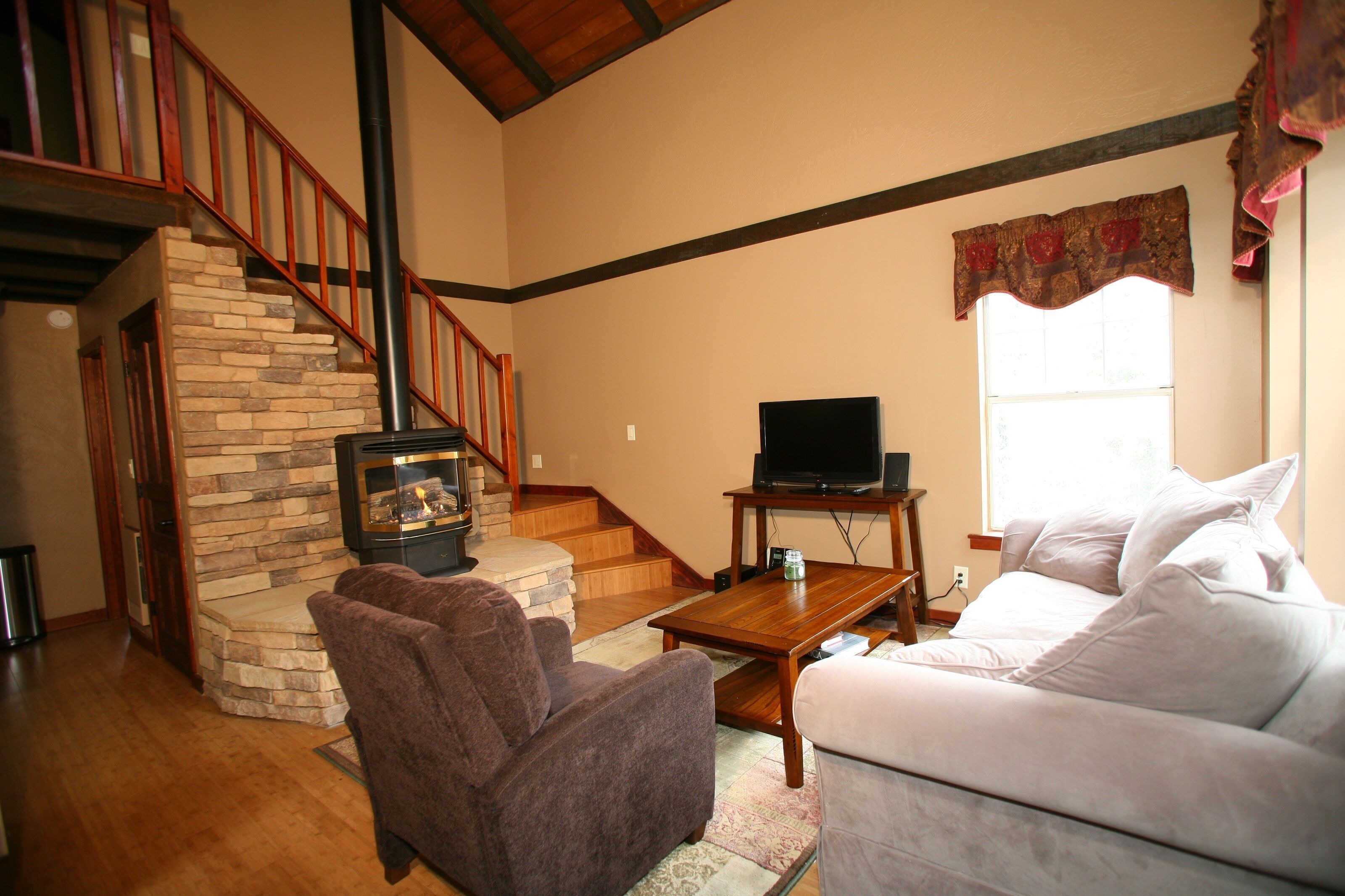 Fantastic and Private, Close to Downtown Julian! Couples, Families, Pets Welcome