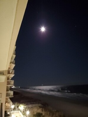 Beach/ocean view
