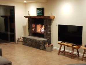 Smart-TV, peis, kontorer og printere