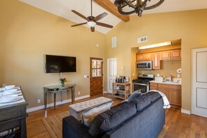 Smart TV, fireplace, ping pong, music library