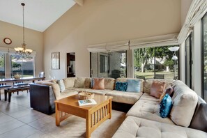 電視、壁爐、 辦公室