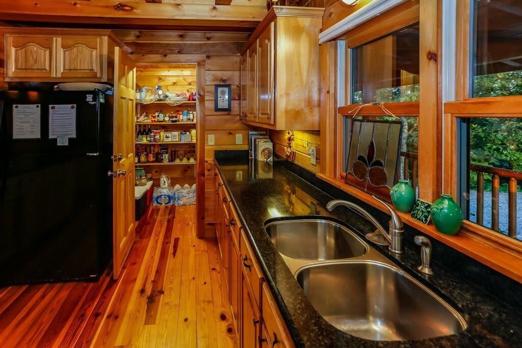 Luxurious Mountain Retreat with Amazing Views