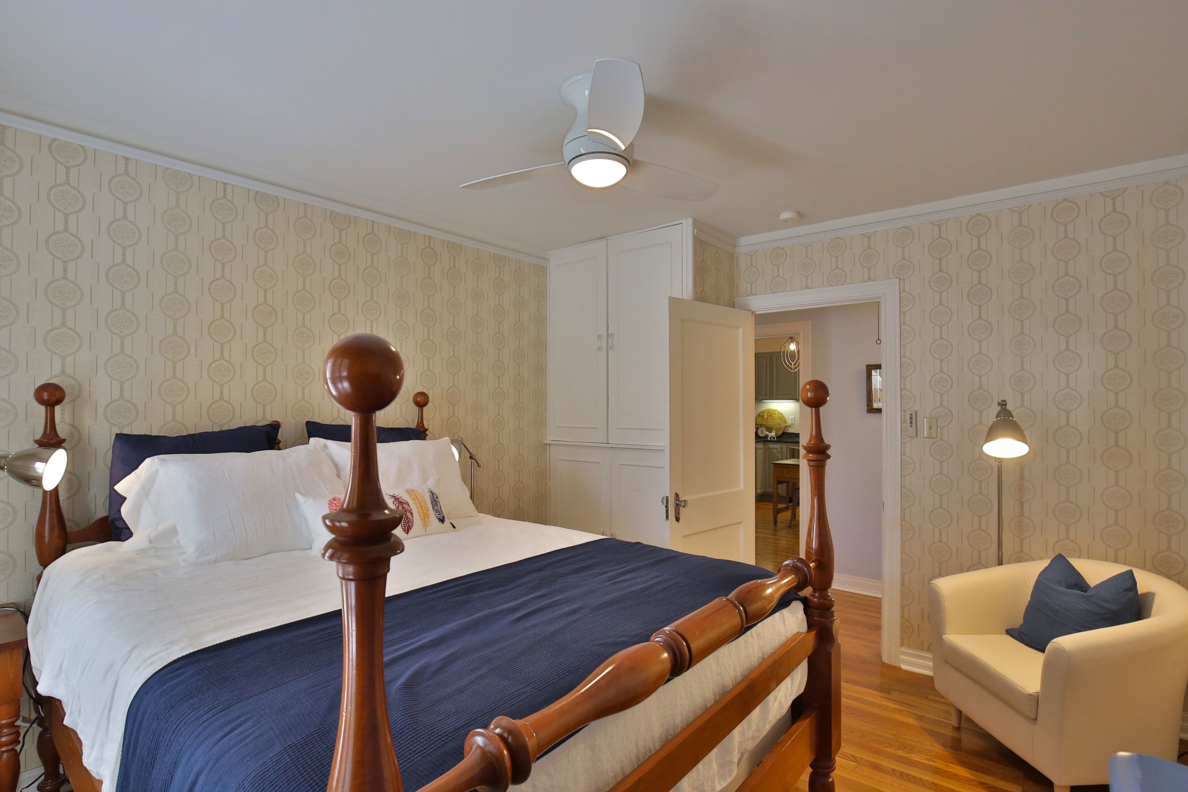 Eleven09--A Fine Guest Experience in the Sayles/Highland Historic District