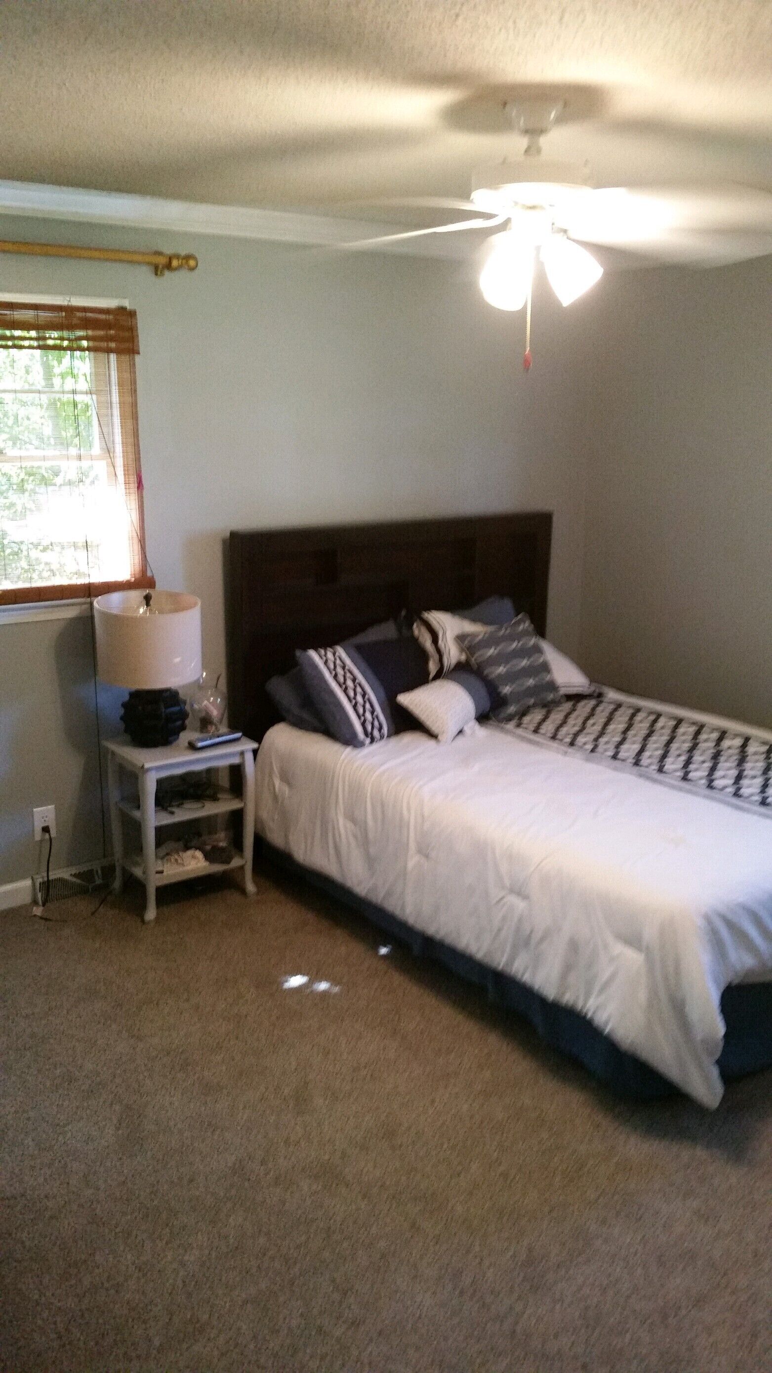 Great Eastside Location w/Pool and Screen Porch Retreat