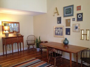 Interior - Downtown 195 East Bay Street: Heart of Downtown Free Garage Parking... (Charleston)