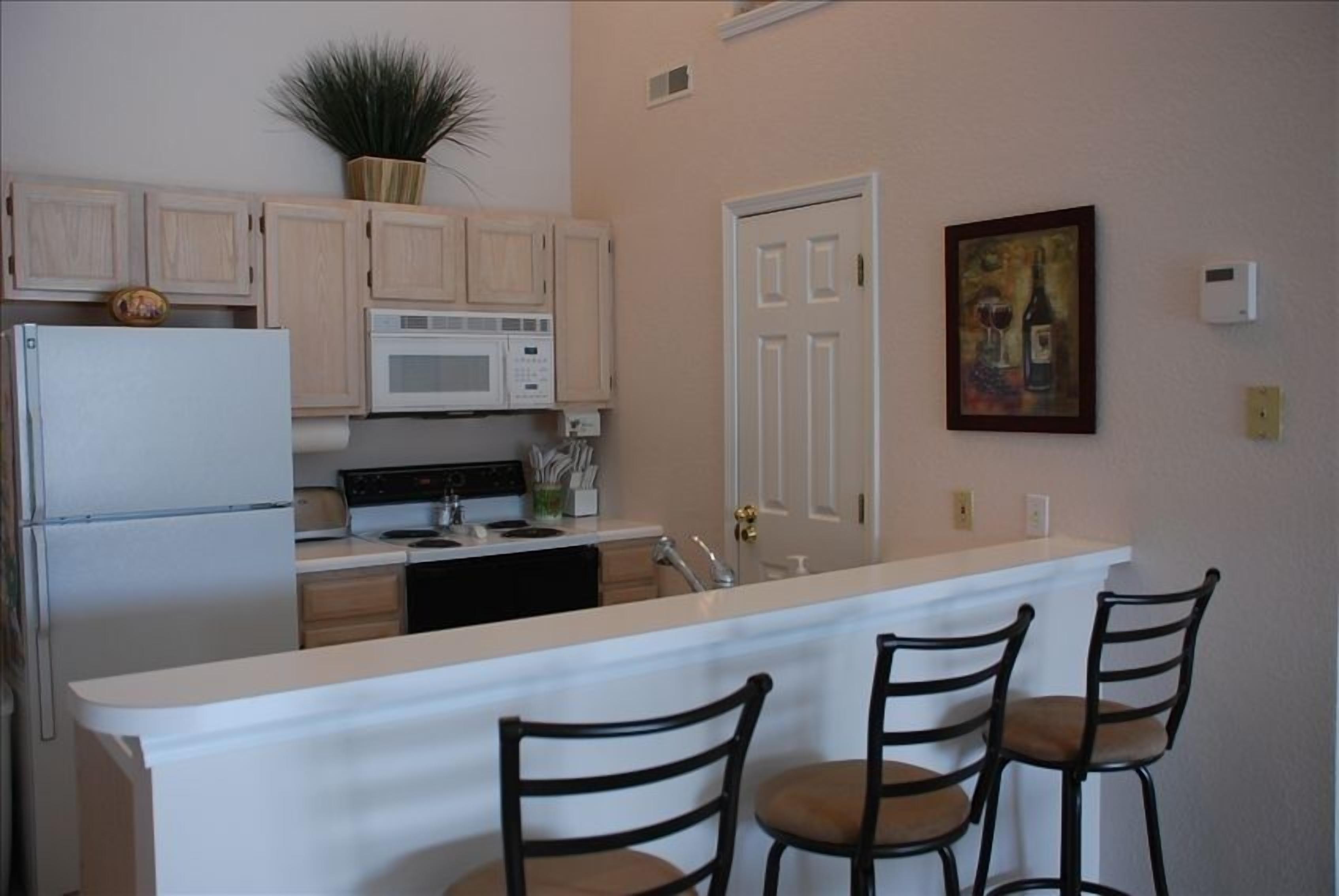 LIVE, LAUGH, LOVE Family Condo - Ask about our FREE BOAT SLIP special !!