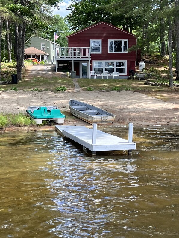 Property grounds - Maine Lakefront Cottage Rental with Sandy Beach (Limerick)