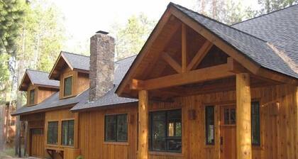Golf Course/Lodge Style/large/clean/comfortable/5 BR