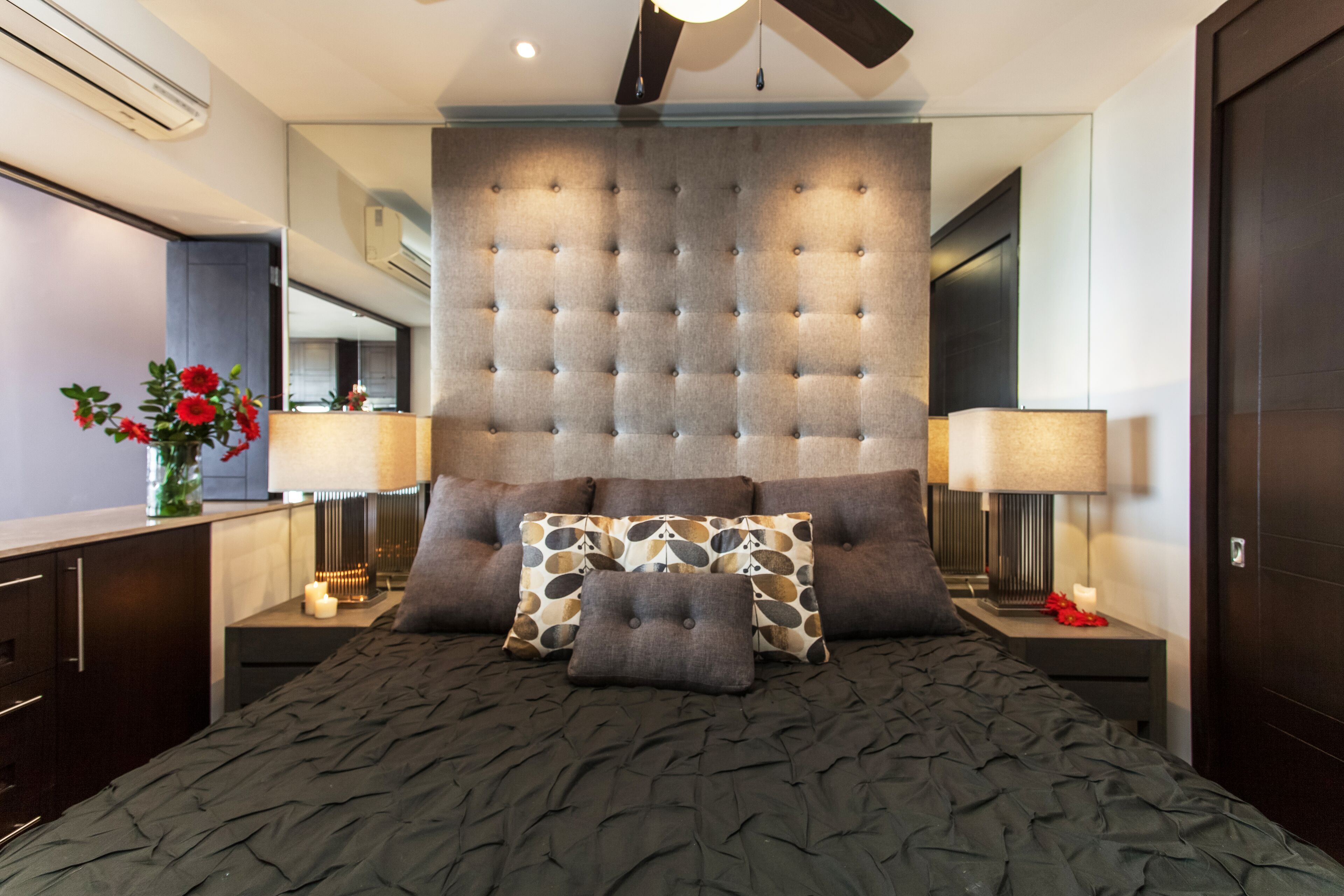 Andrew Christian TOWNHOUSE 2bed 2bath JACUZZI · S601