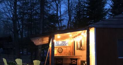 4 Season Cottage at Lake Vernon - Perfect for families!