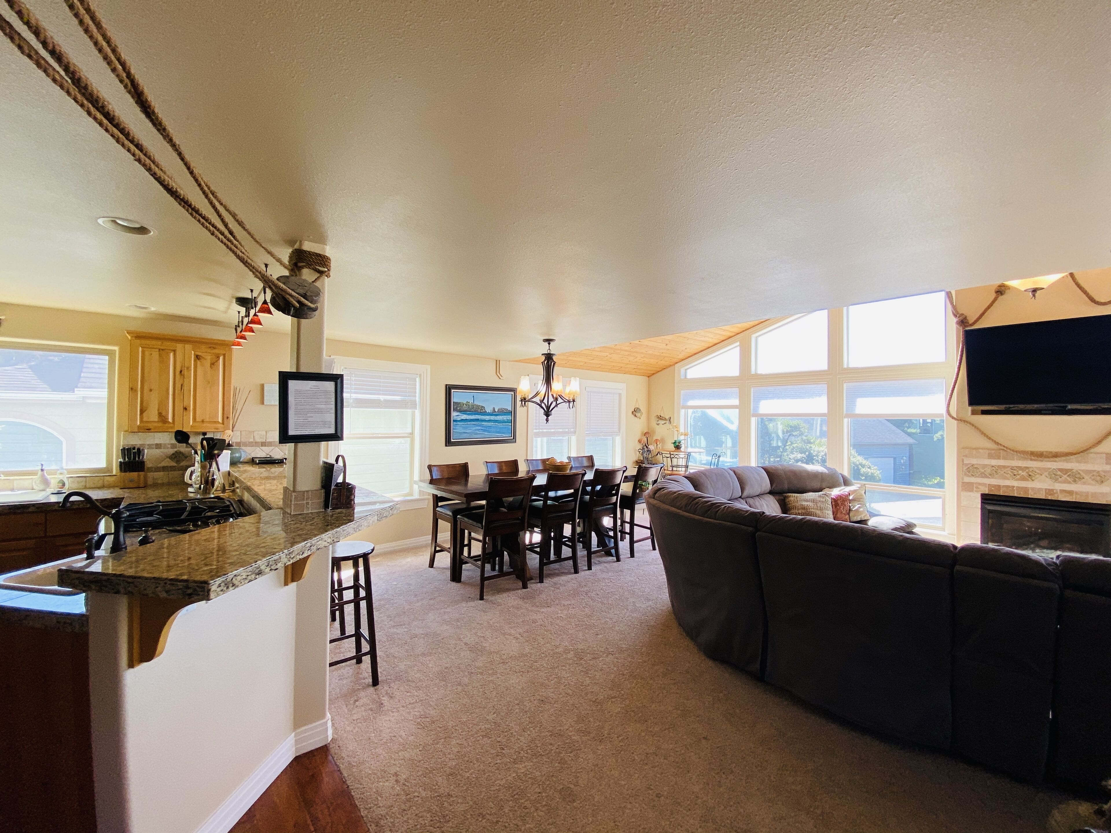 Lighthouse and Ocean Views. Ask about Winter Specials!!