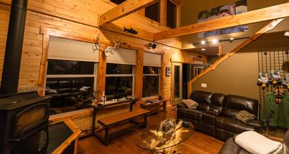 Riverside Custom Home - Black Bear Lodge