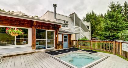 Uusi Luettelo! Valoisa Huoneisto, Jossa on Yhteinen Uima-allas, Sauna ja Poreallas, Lähellä Hiihtoa