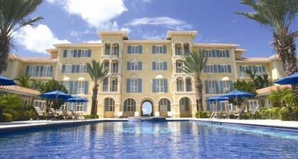 Villa Renaissance Villa 106: First Floor 2 Bed, Ocean Front, Sleeps 4-5