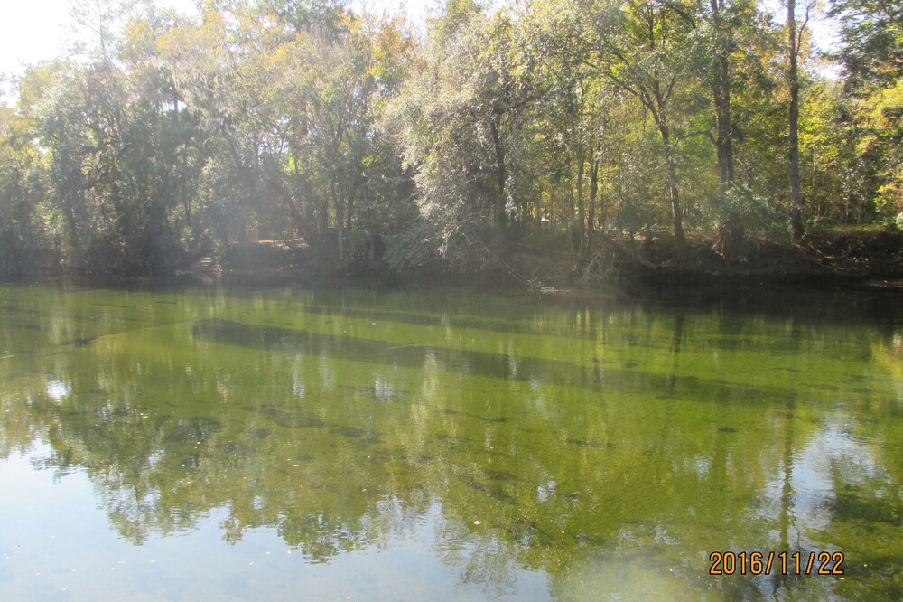 Beautiful Property On The Santa Fe River