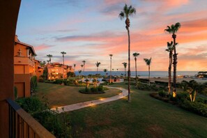 Unclassified image, 2 of 24, button