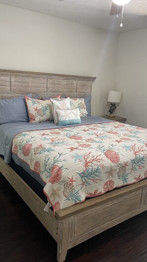 2 Schlafzimmer, Bügeleisen/Bügelbrett, kostenloses WLAN, Bettwäsche