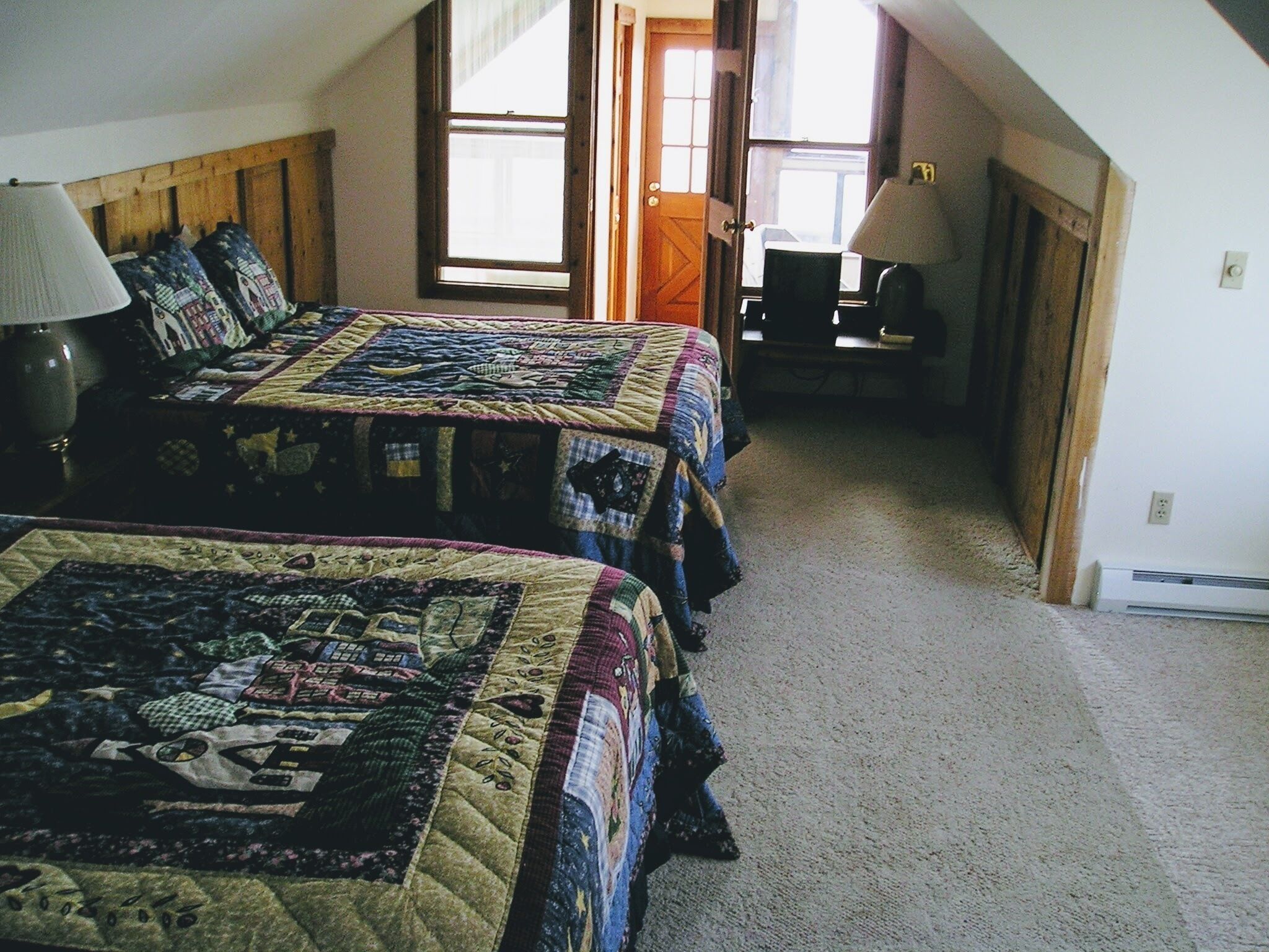 Marble Lodge on Beaver Lake Retreat Campus