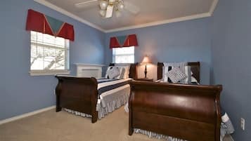 4 sovrum, strykjärn/strykbräda, wi-fi och sängkläder