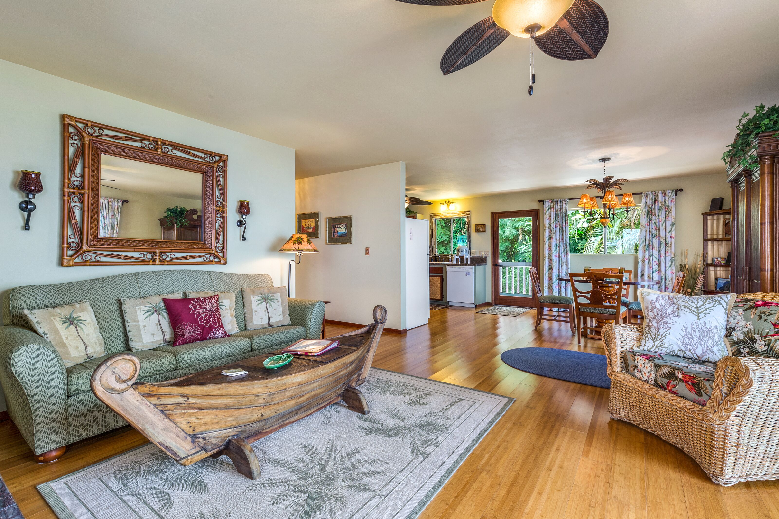 تلفزيون ذكي، مشغل دي في دي، كُتُب، مكتبة موسيقى