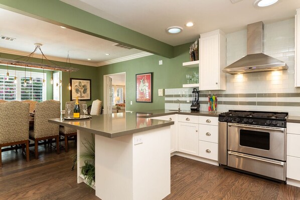 Microwave, oven, stovetop, dishwasher
