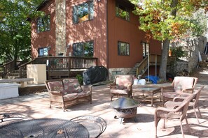 Outdoor dining - Ultimate Family Vacation (Elkhorn)