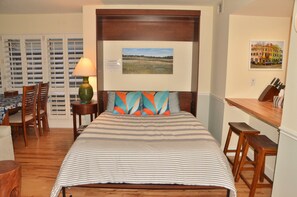 1 chambre, fer et planche à repasser, Wi-Fi gratuit, draps fournis