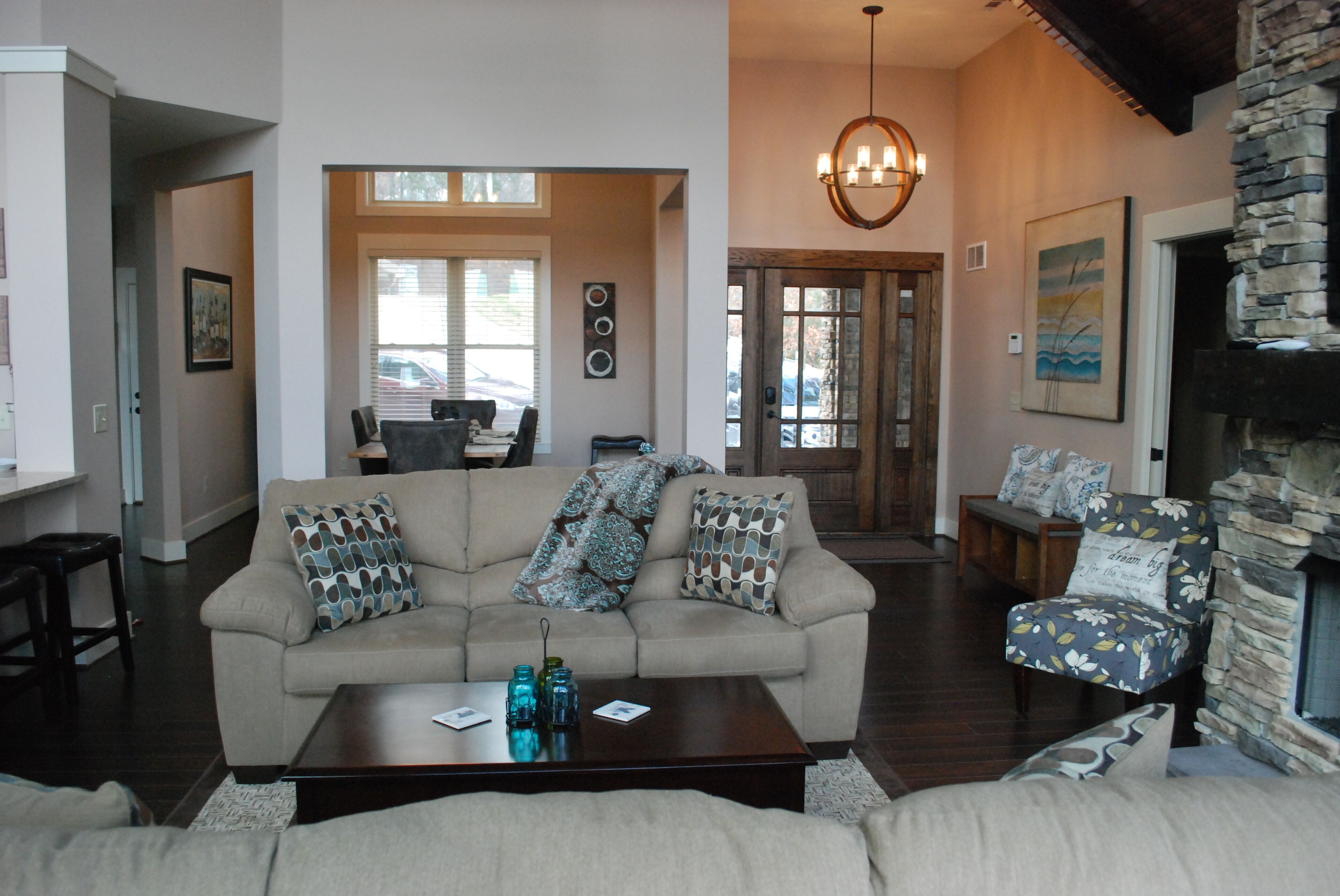  'Sunrise Serenity' Luxury Lake House Lake Barkley