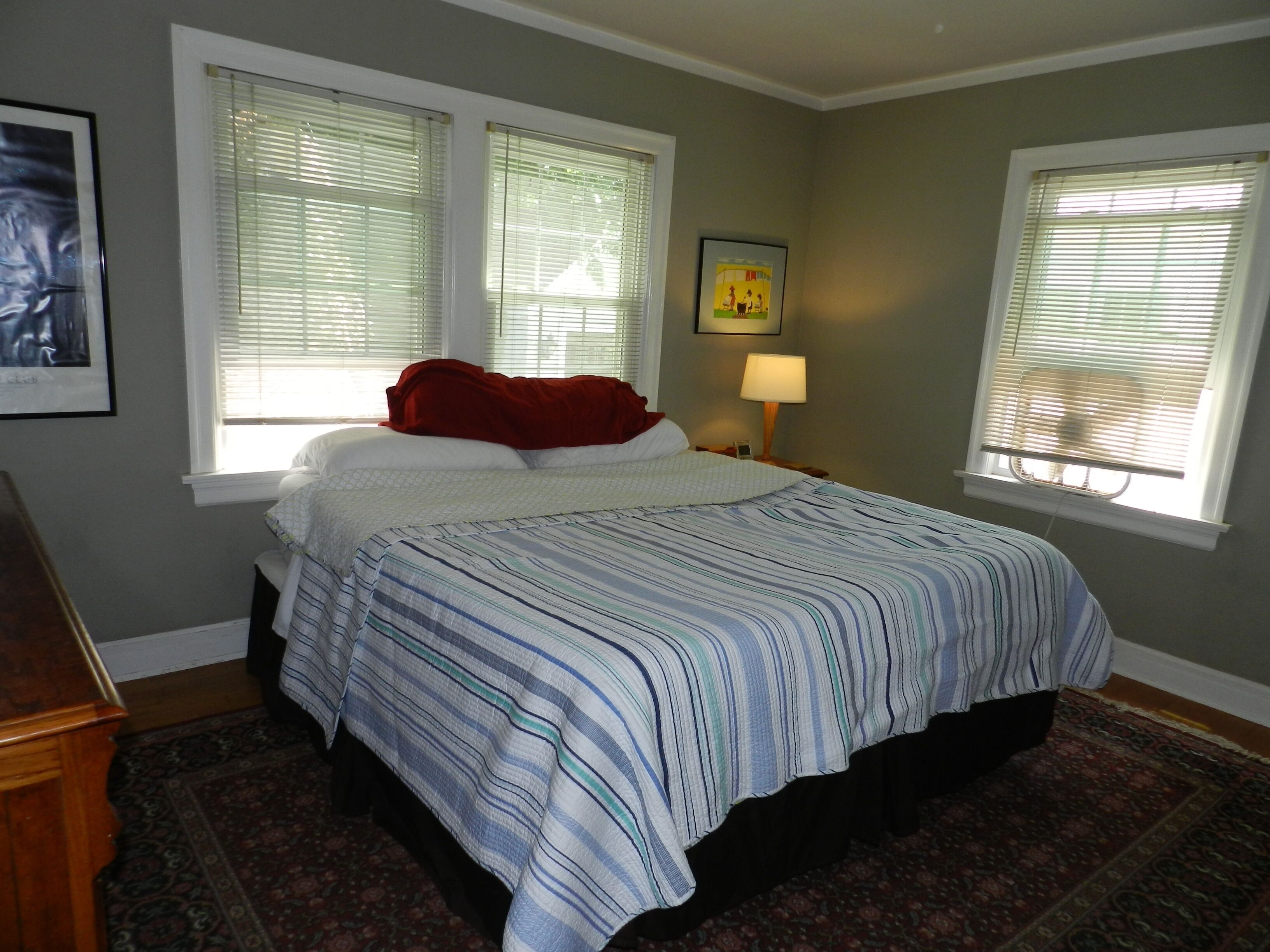 Beautiful Cape Cod in the Heart of Springfield, MO.