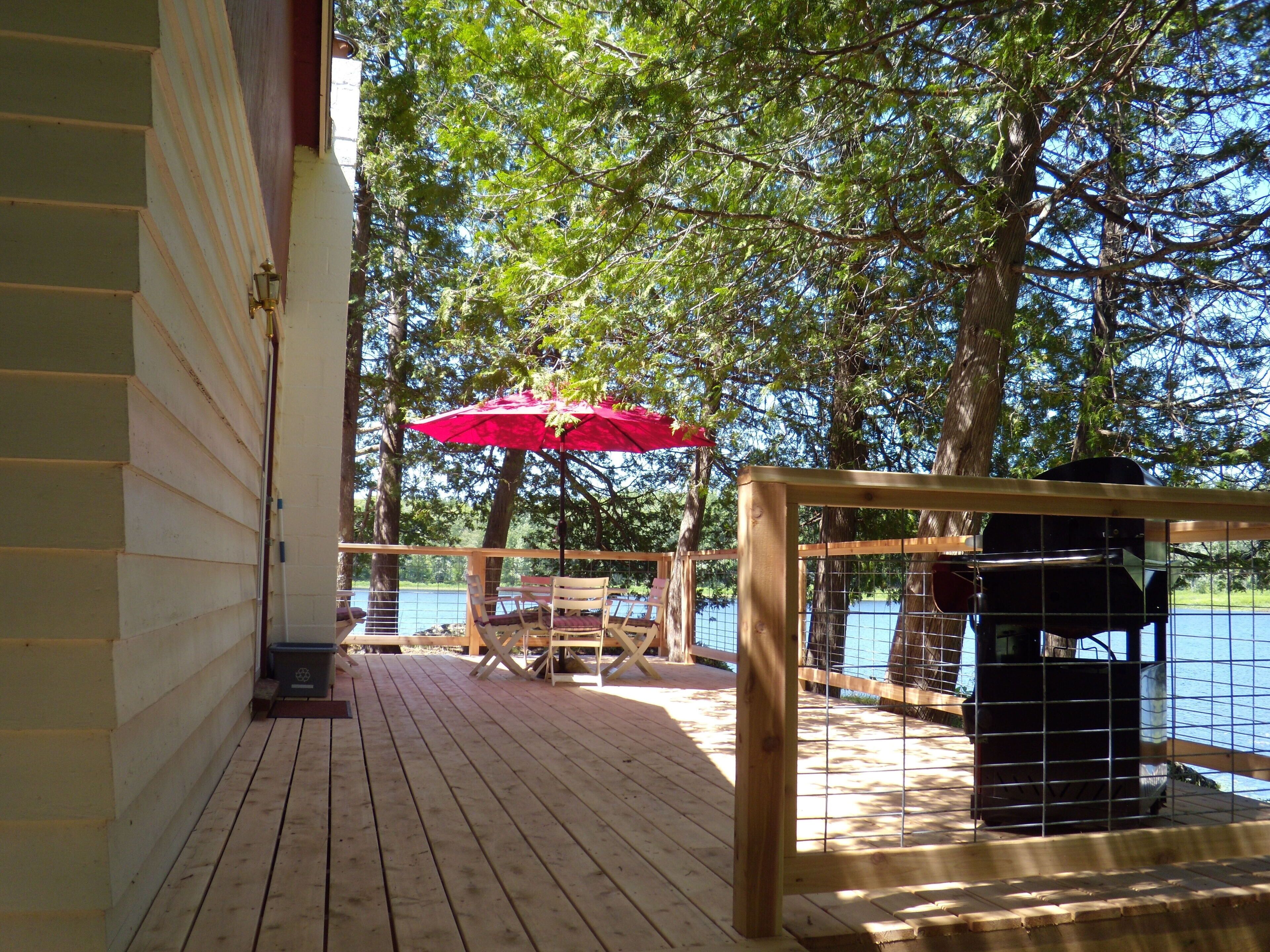 Cliff Point deck