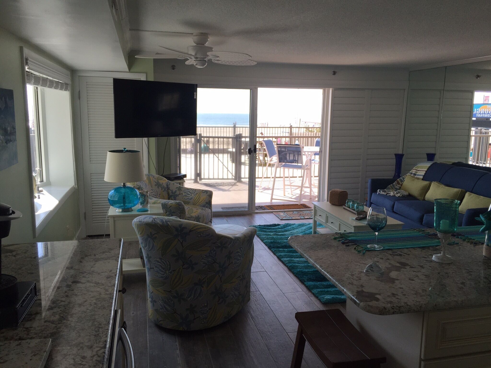 Smart-TV og DVD-spiller