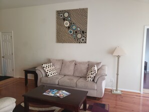 Smart TV, DVD player