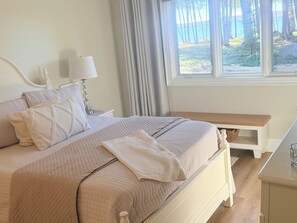 2 chambres, fer et planche à repasser, Wi-Fi gratuit, draps fournis